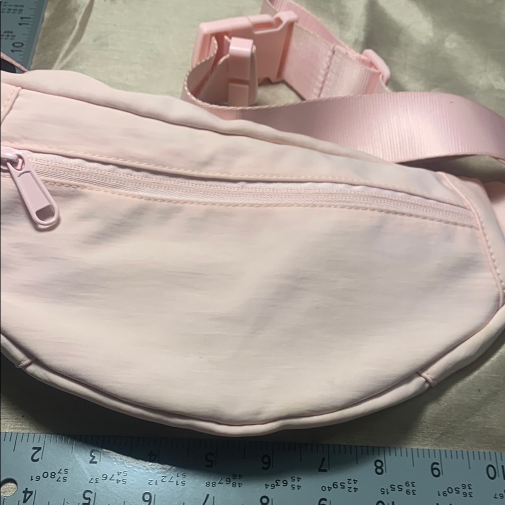 Pink Fanny pack - Picture 3 of 5